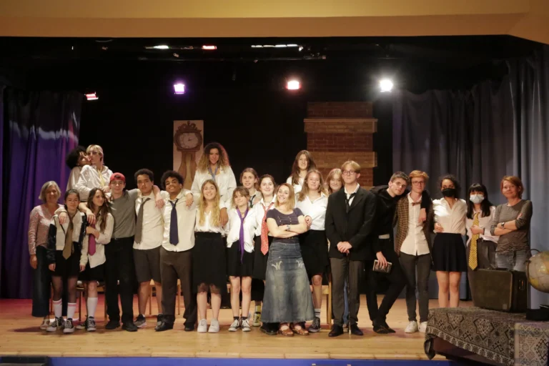 Théâtre de langue de la 10e classe